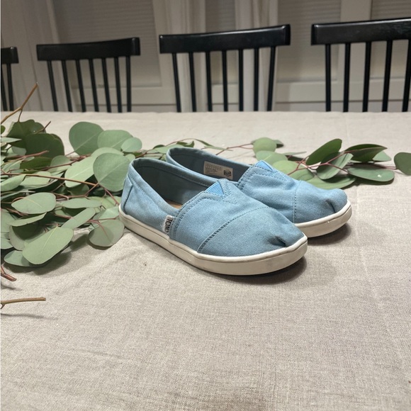 Toms kids shoes - Picture 1 of 5